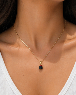 Dije Dorado de Azabache Cuadrado para Protección Energética