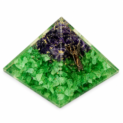 Pirámide de Orgonita con Peridoto, Amatista y Arcángel Rafael
